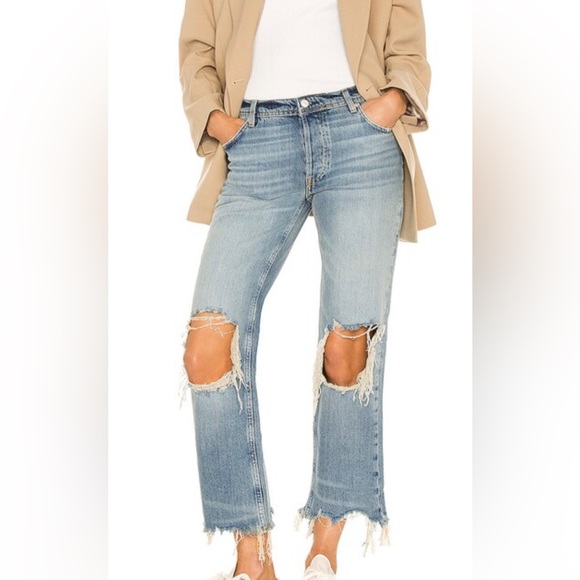 Free People Denim - NWT Free People Maggie Mid Rise Straight Leg Jean in Aged to Perfection. Size 27